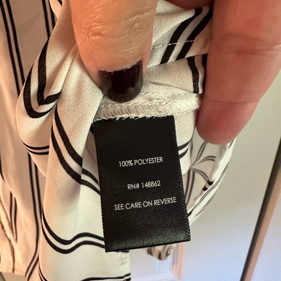 Torrid White and Black Striped Blouse size 0 - Picture 4 of 5